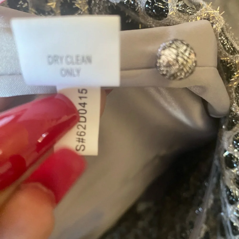 Phoebe by Kay Unger metallic silver dress NWT